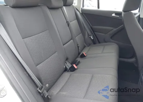 2018 Volkswagen Tiguan Limited 2.0T from USA, damaged, VIN WVGBV7AX7JK000965